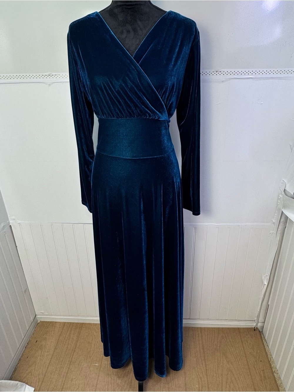 Urban Coco XL Teal Velvet Maxi Dress Long Sleeve V Neck Formal Evening Gown
